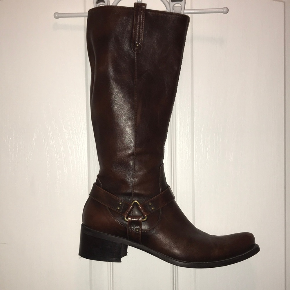 🥾 Brown Leather Cowboy Style Boots WB23